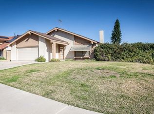 3350 Fuchsia St, Costa Mesa, CA 92626