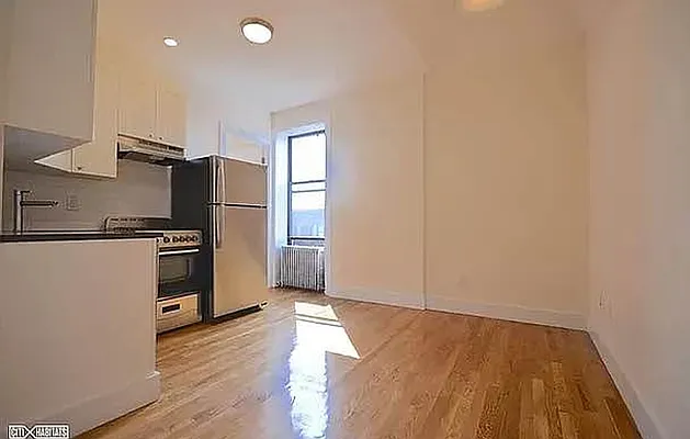 Rented by Corcoran | media 8