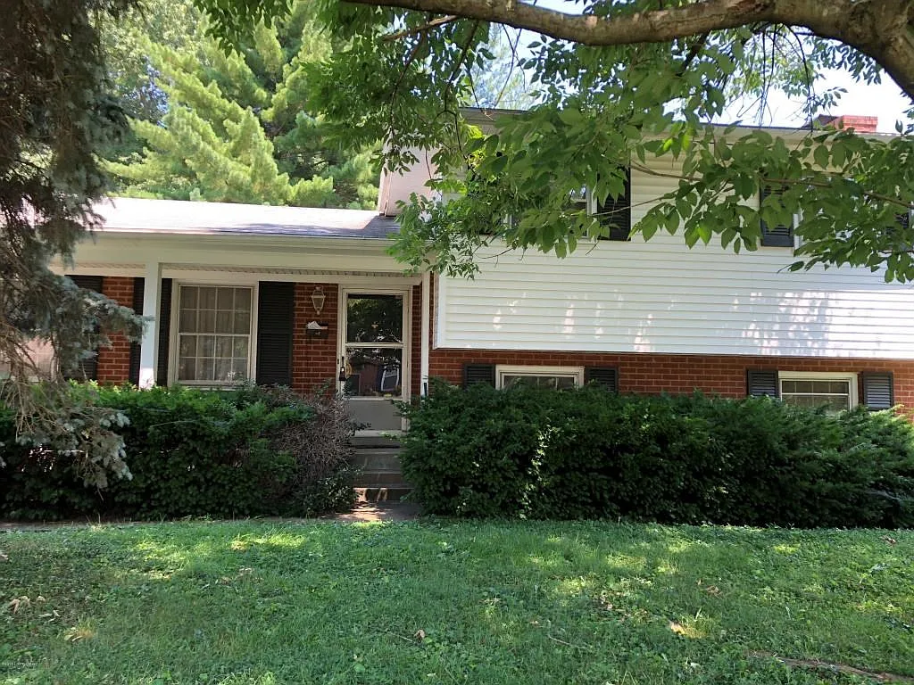 7407 Arapaho Dr photo 1