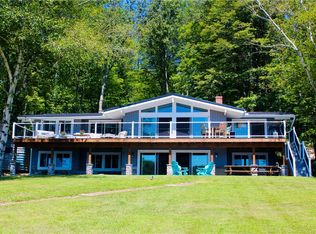 1435 Peninsula Dr, Central City, PA 15926