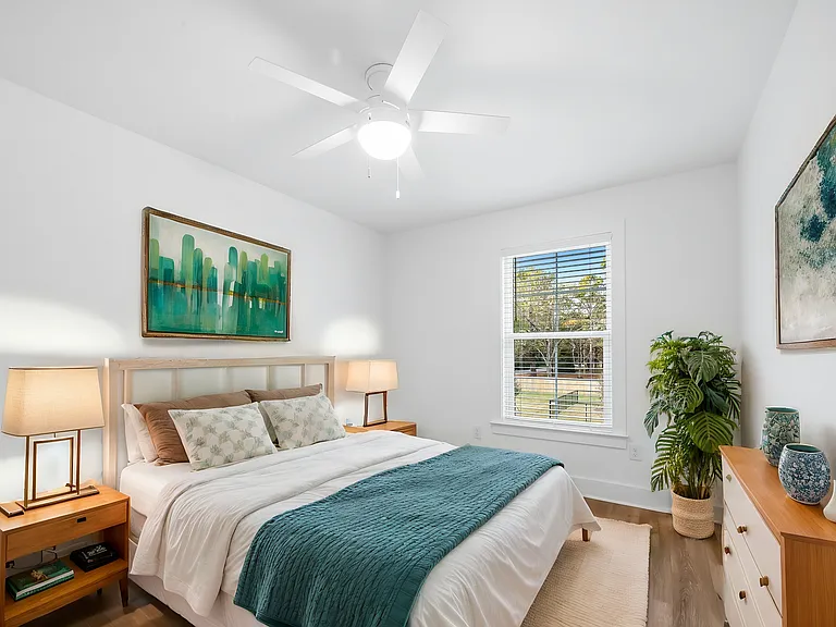 9516 Firefly Ct — Photo 10