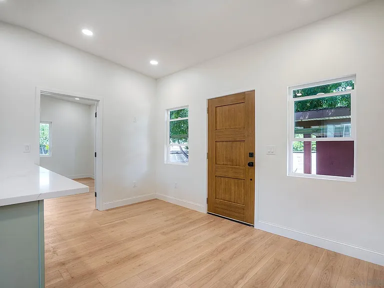 6942 Eberhart St — Photo 13