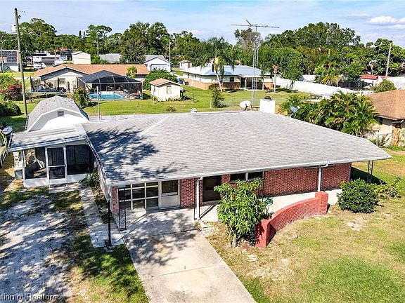 4th image of 311 Wren Ave