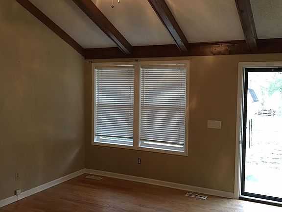 4th image of 1011 Red Fox Ln