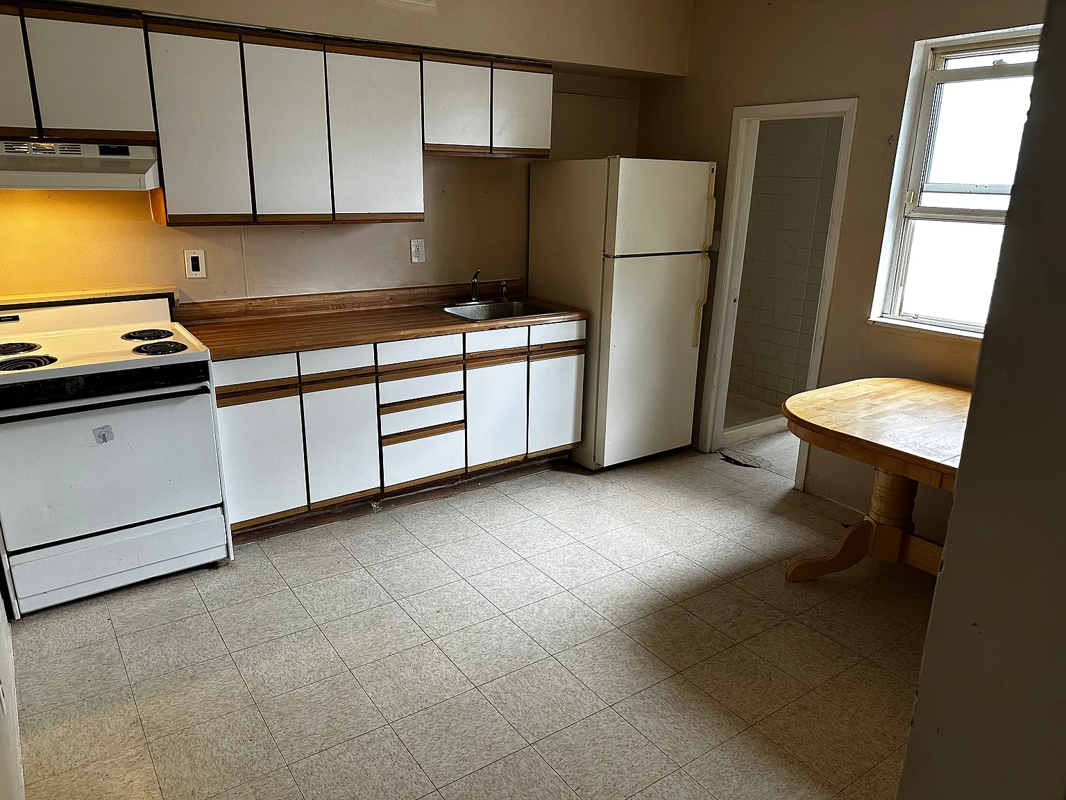 Studio, 400 sqft, $1,575 — Photo 2