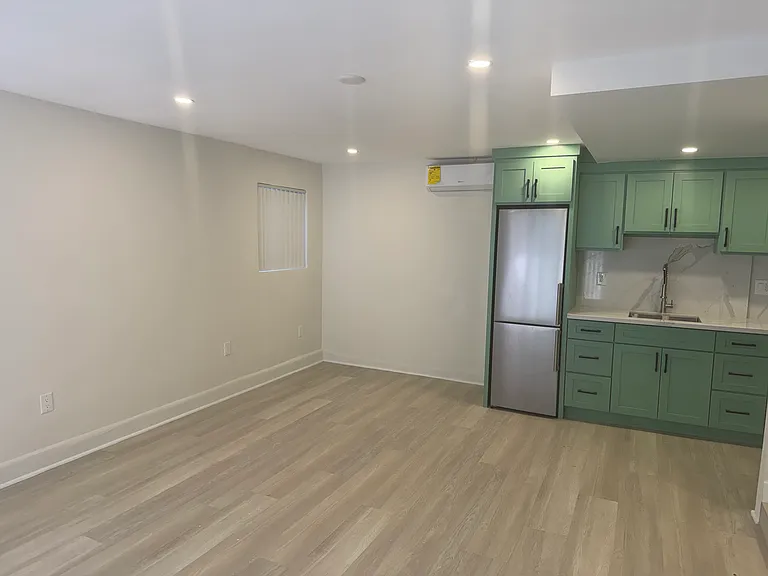 1212 N Fuller Ave #1 — Photo 7
