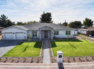 3627 E Highland Ave, Phoenix, AZ 85018