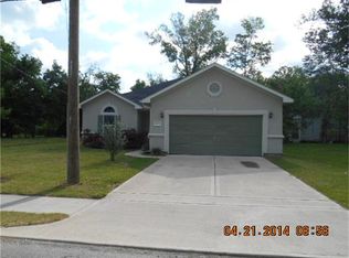 Radcliffe St, Houston, TX 77091