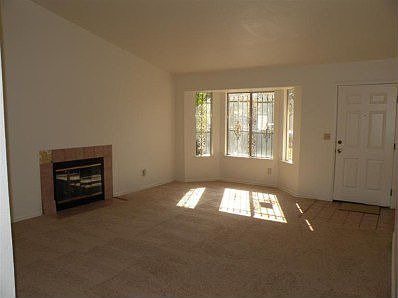 5th image of 1345 Derrick Dr