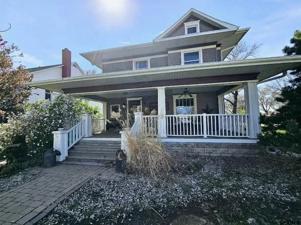 505 S Exeter Ave, Exeter, NE 68351