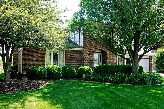 11910 N Pinecreek Dr photo 1