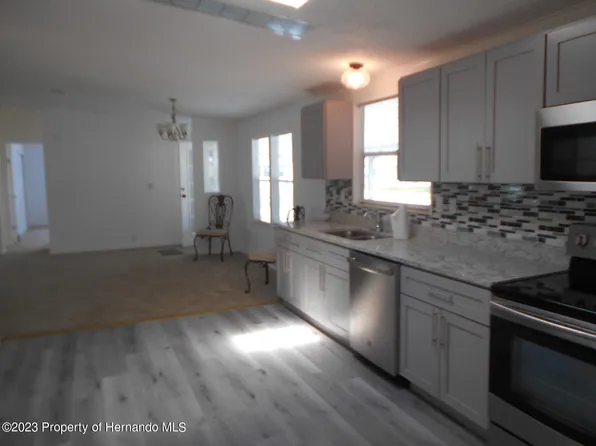 7470 Dinsmore St, Brooksville, FL 34613