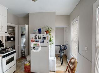 19 Elmer St #13, Cambridge, MA 02138