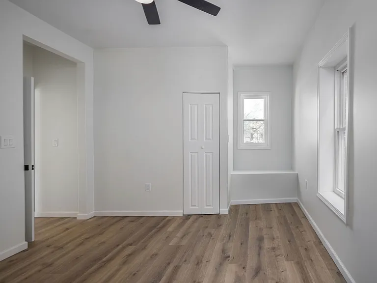 3250 Lorain Ave — Photo 18