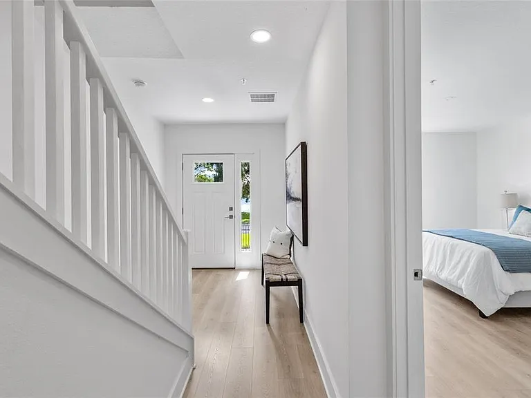 266 Park Lake St #19 — Photo 14