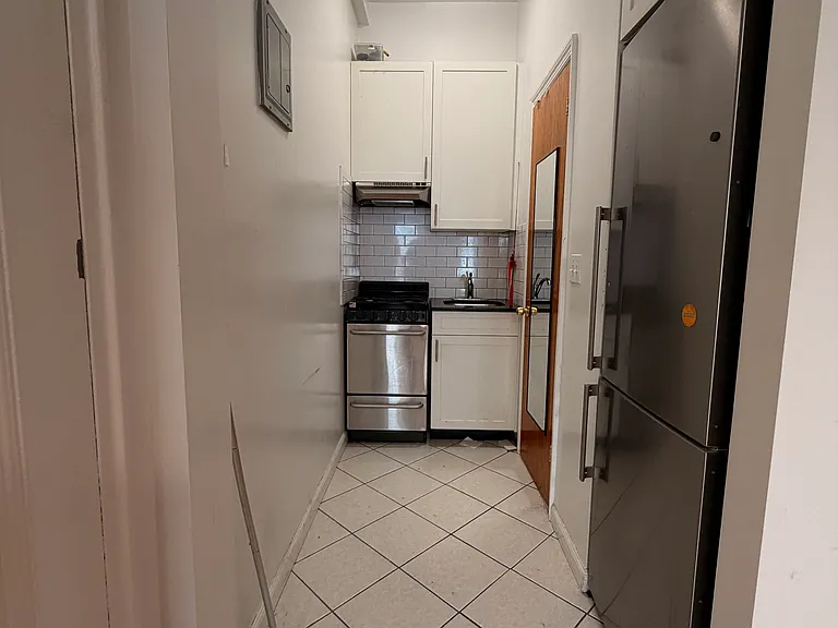 1473 1st Ave #3A — Photo 6