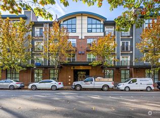 16275 NE 85th St APT 102, Redmond, WA