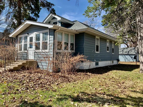 541 3rd St N, Dassel, MN 55325