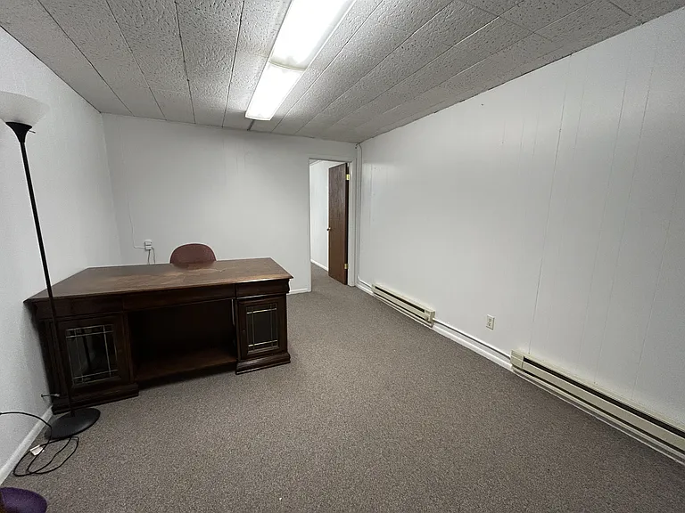 219 E Pine St #104 — Photo 10