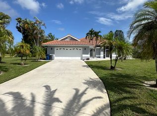12324 Casals Ln, Bonita Springs, FL 34135