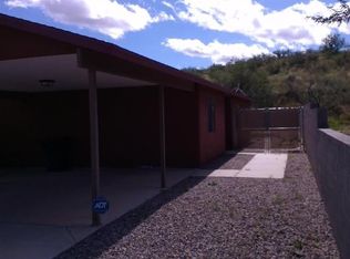 118 S Santa Cruz St, Huachuca City, AZ 85616