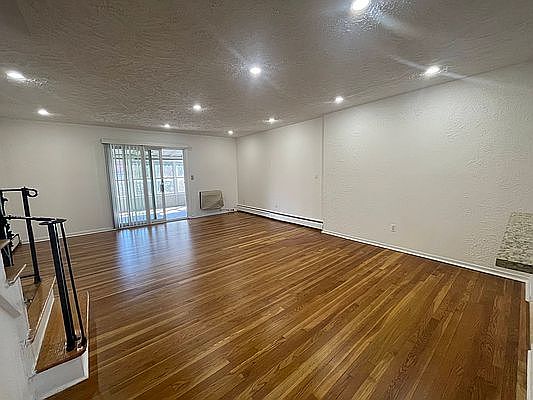 1st image of 6928 Eliot Ave #1