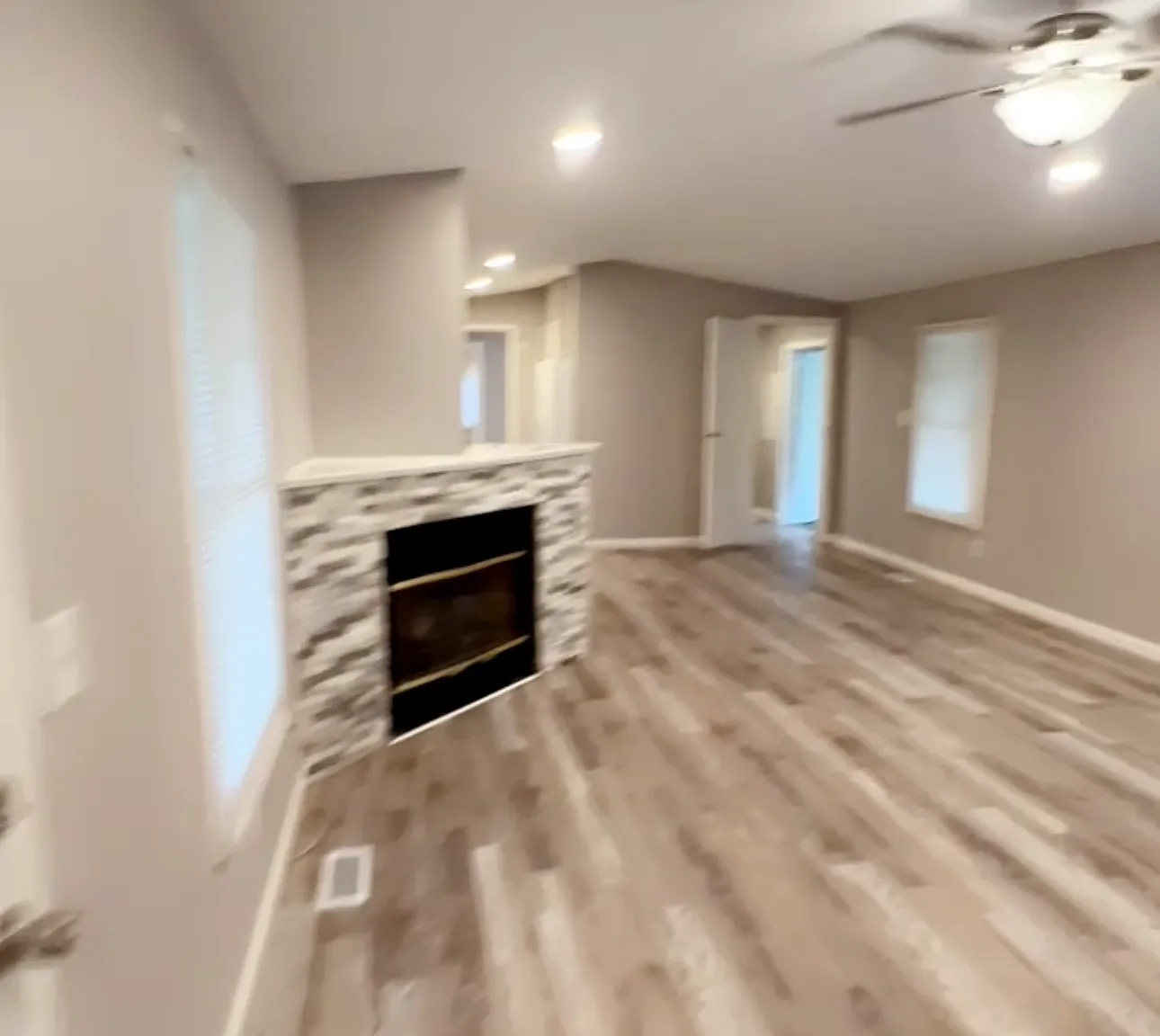 3 bed, 1300 sqft, $1,450 — Photo 4
