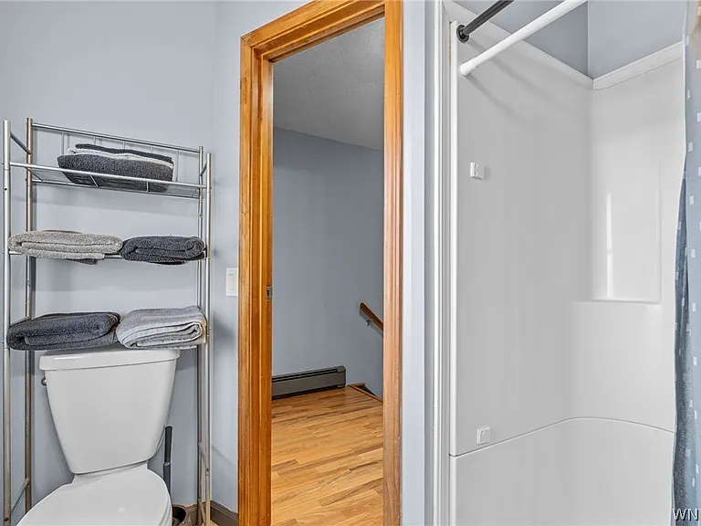 114 Flohr Ave — Photo 23