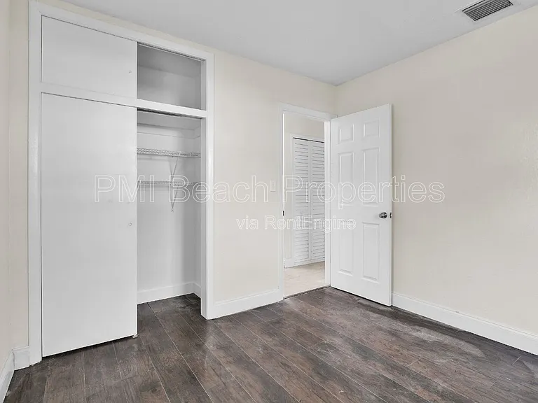 1821 Montague St — Photo 13