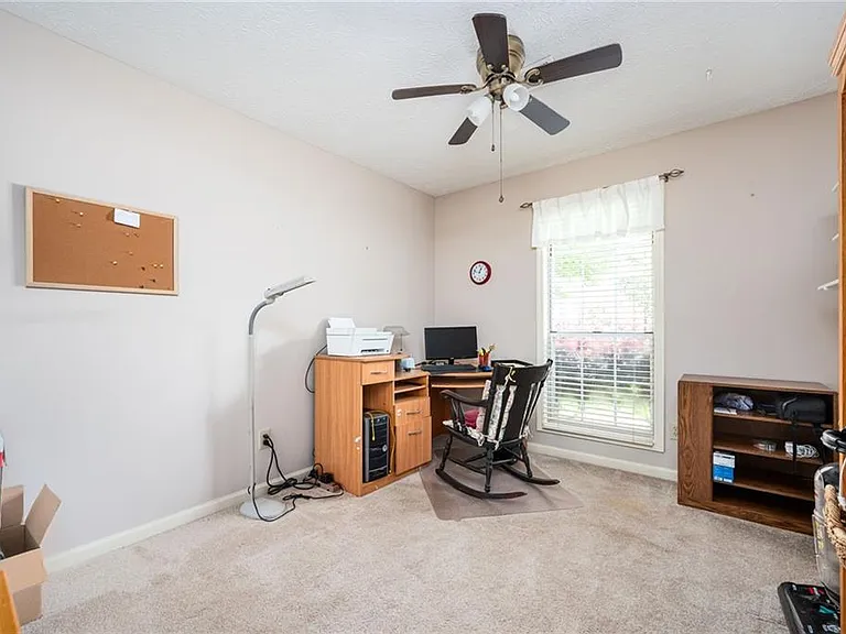 4015 Paloverde Dr NW — Photo 18
