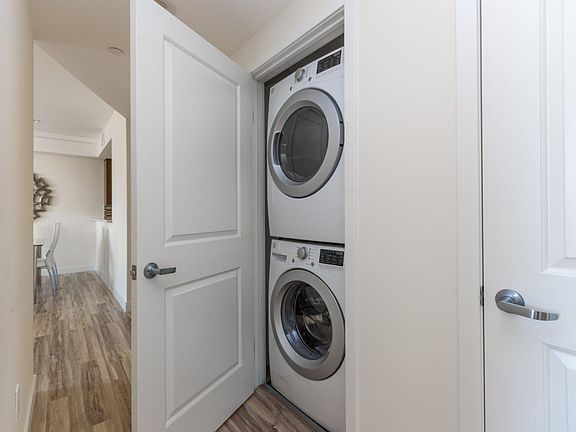 3rd image of 465 Salem St #204