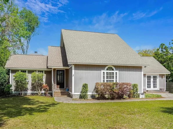 7 Pine Valley Ln., Myrtle Beach, SC 29575