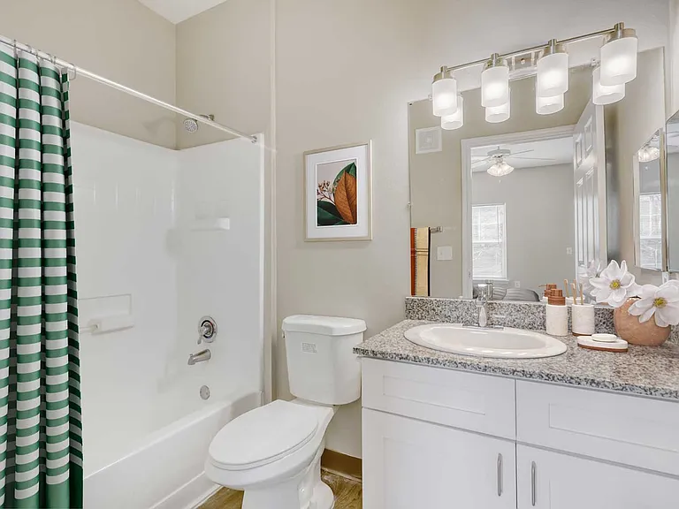 Worthington Point Apartments — Photo 61