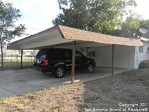 3rd image of 303 Gayle Ave
