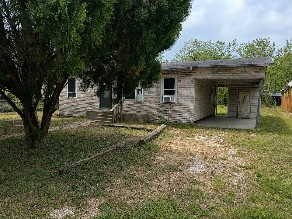 1st image of 221 Charlotte Dr