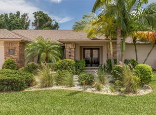 5018 Southern Pine Cir, Venice, FL 34293