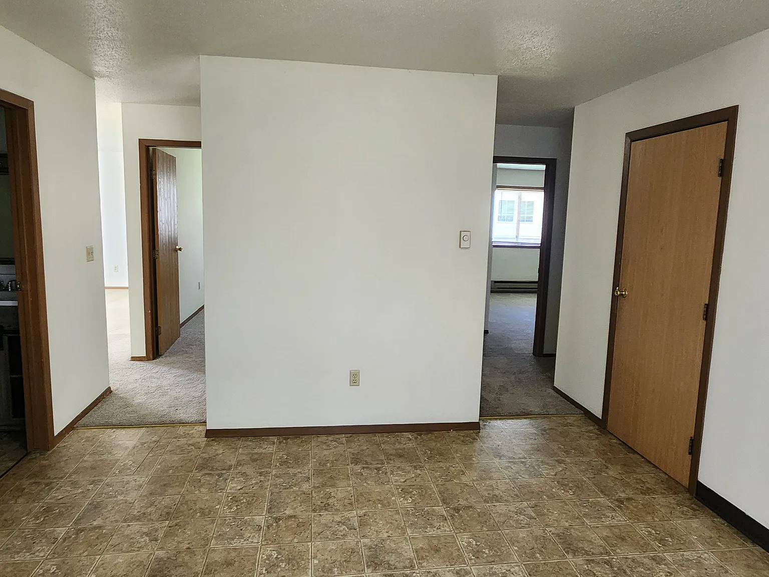 3 bed, 1.5 bath, $1,275 — Photo 3
