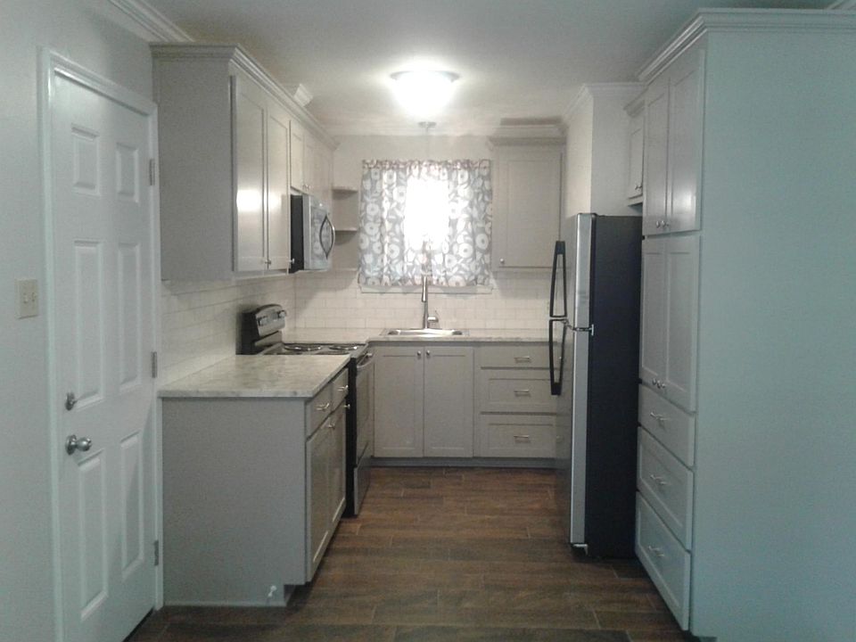 2nd image of 5161 Capital Heights Ave