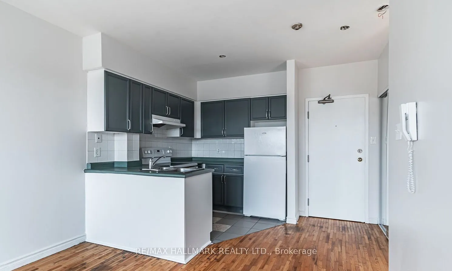 1 bed, $1,700 — Photo 2