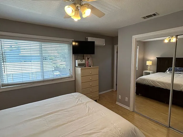 2512 Santa Ana Ave — Photo 11