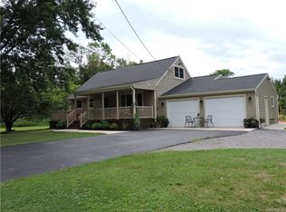 9657 Darien Rd, West Falls, NY 14170