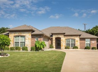 101 Windermere St, Waxahachie, TX 75165