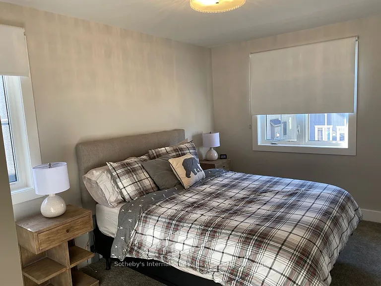 165 Yellow Birch Cres — Photo 5