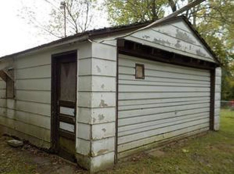 2nd image of 1204 Dunkirk Ave