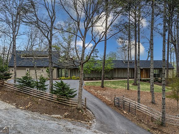 2nd image of 133 Oasis Ridge Rd