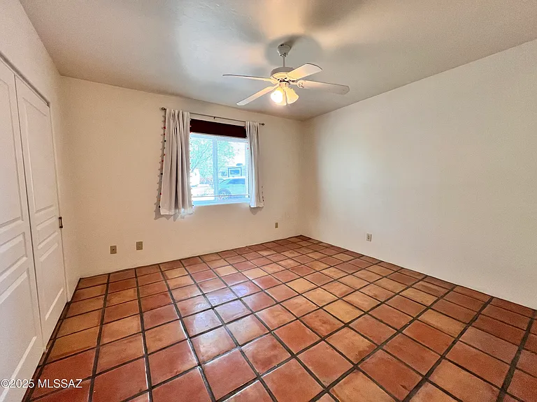 1040 N Wentworth Rd — Photo 33