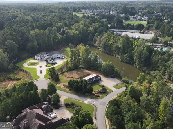 605 Stilwell Ct, Milton, GA 30004