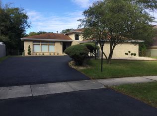 18028 Marlin Ln, Homewood, IL 60430