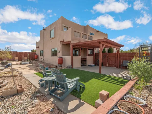 105 Moya Rd, Santa Fe, NM 87508