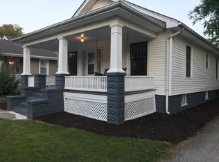 1304 Governor St, Springfield, IL 62704